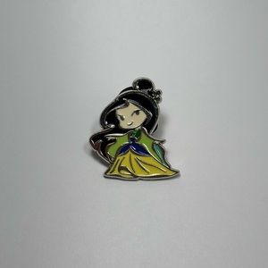 🪼2 for $20🪼 Disney pin